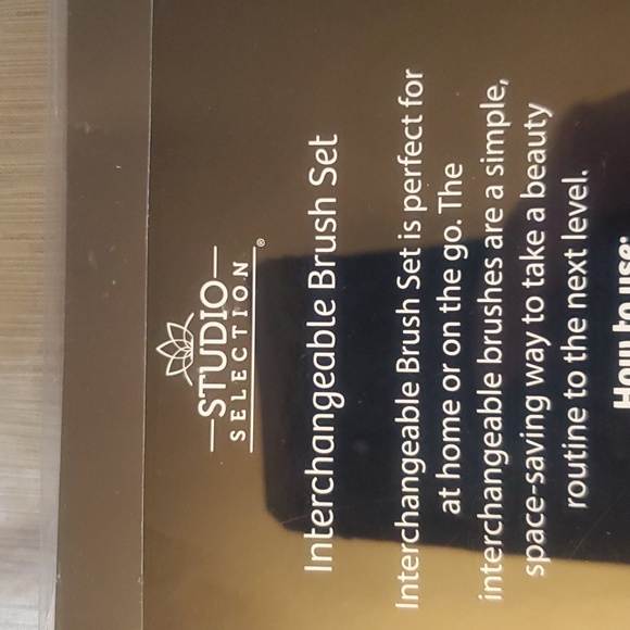 Interchangeable Brush Set. - Picture 4 of 4